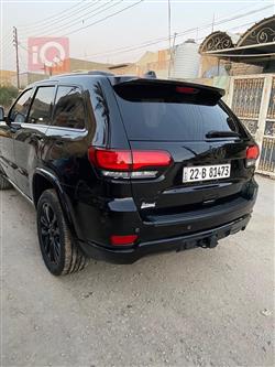 جیپ گراند شیرۆکی